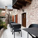 Kaza 3*