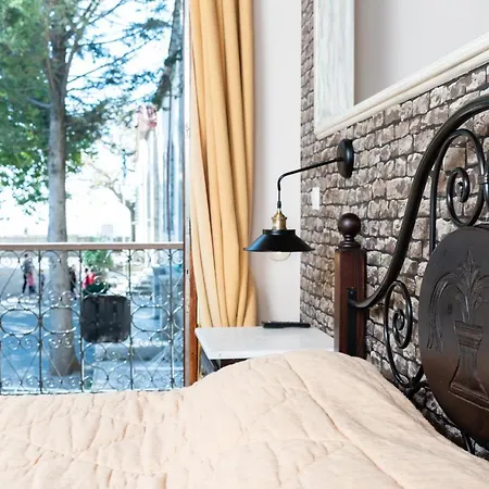 Kaza בית הארחה 3*