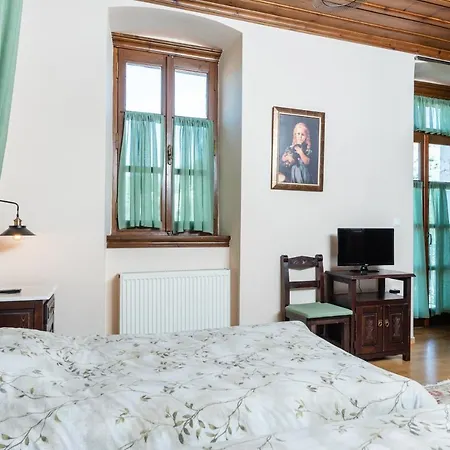 Kaza Guest house 4*