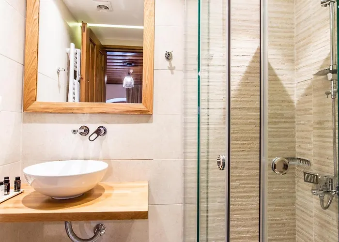 Kaza 디미트사나