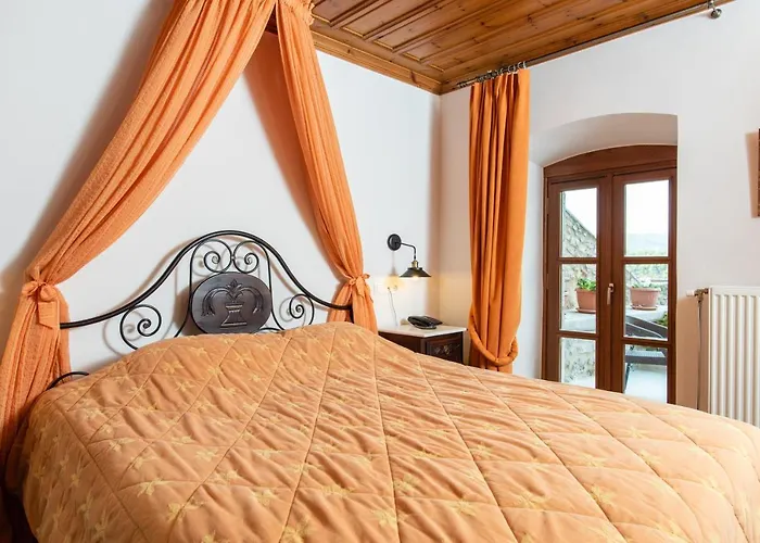 Kaza 디미트사나